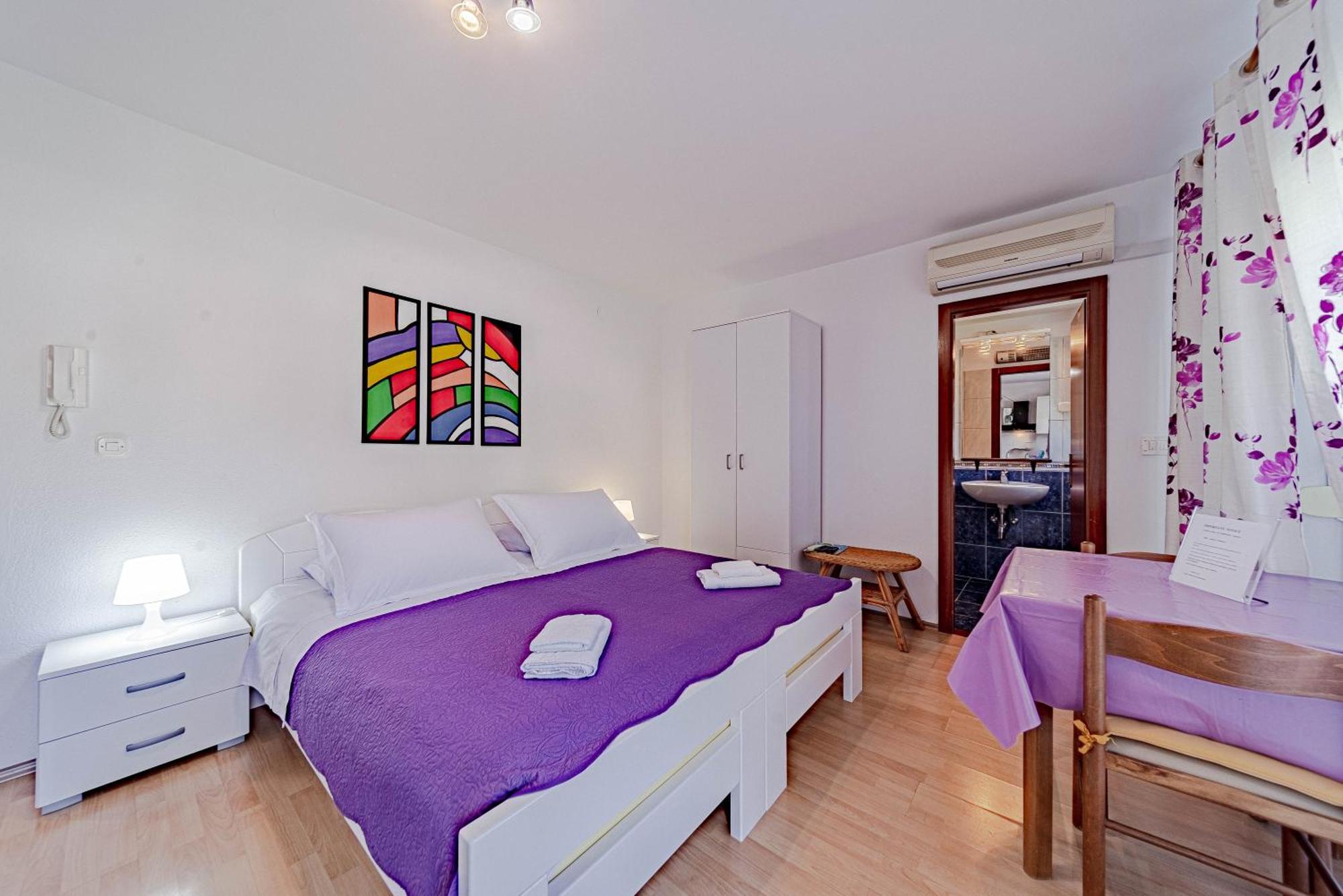 Apartments Barcot Hvar Town Buitenkant foto