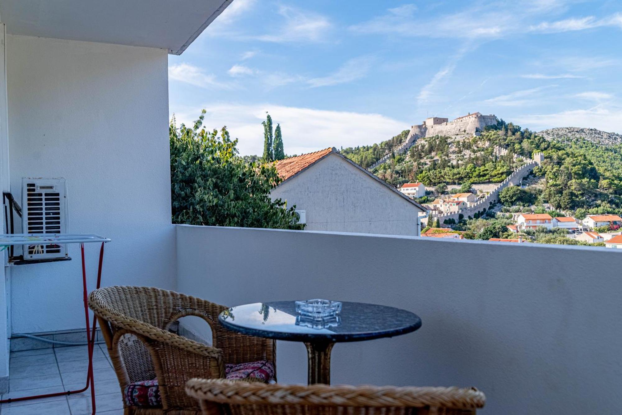 Apartments Barcot Hvar Town Buitenkant foto